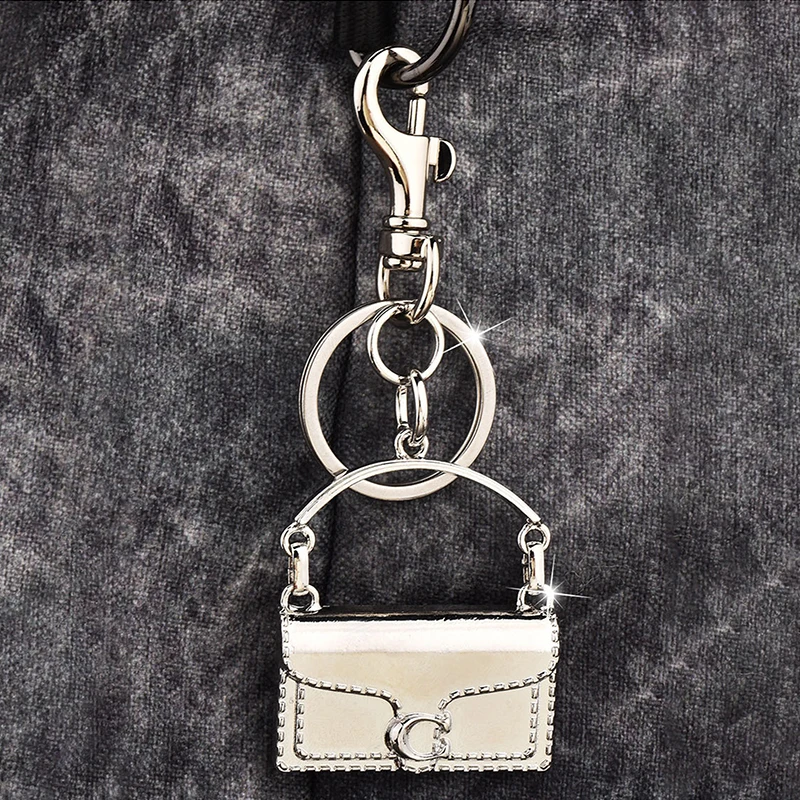 العصرية الرائعة حقيبة يد صغيرة شكل المفاتيح قلادة للنساء حلية معدنية كيرينغ ظهره اكسسوارات الديكور الهدايا