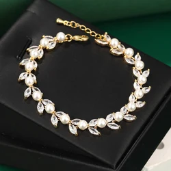 Light luxury atmosphere, full of zircon pearl bracelets, bridal banquet evening dress hand ornaments