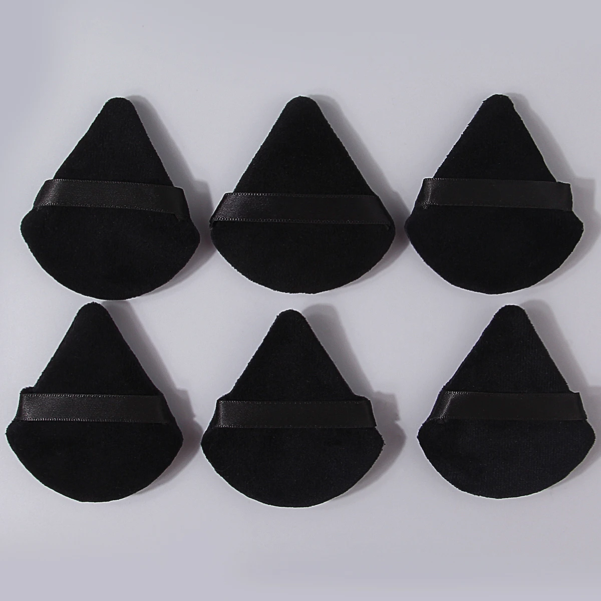 6PCS best-selling black triangular powder puff, suitable for both dry and wet use, an easy tool to create flawless base makeup