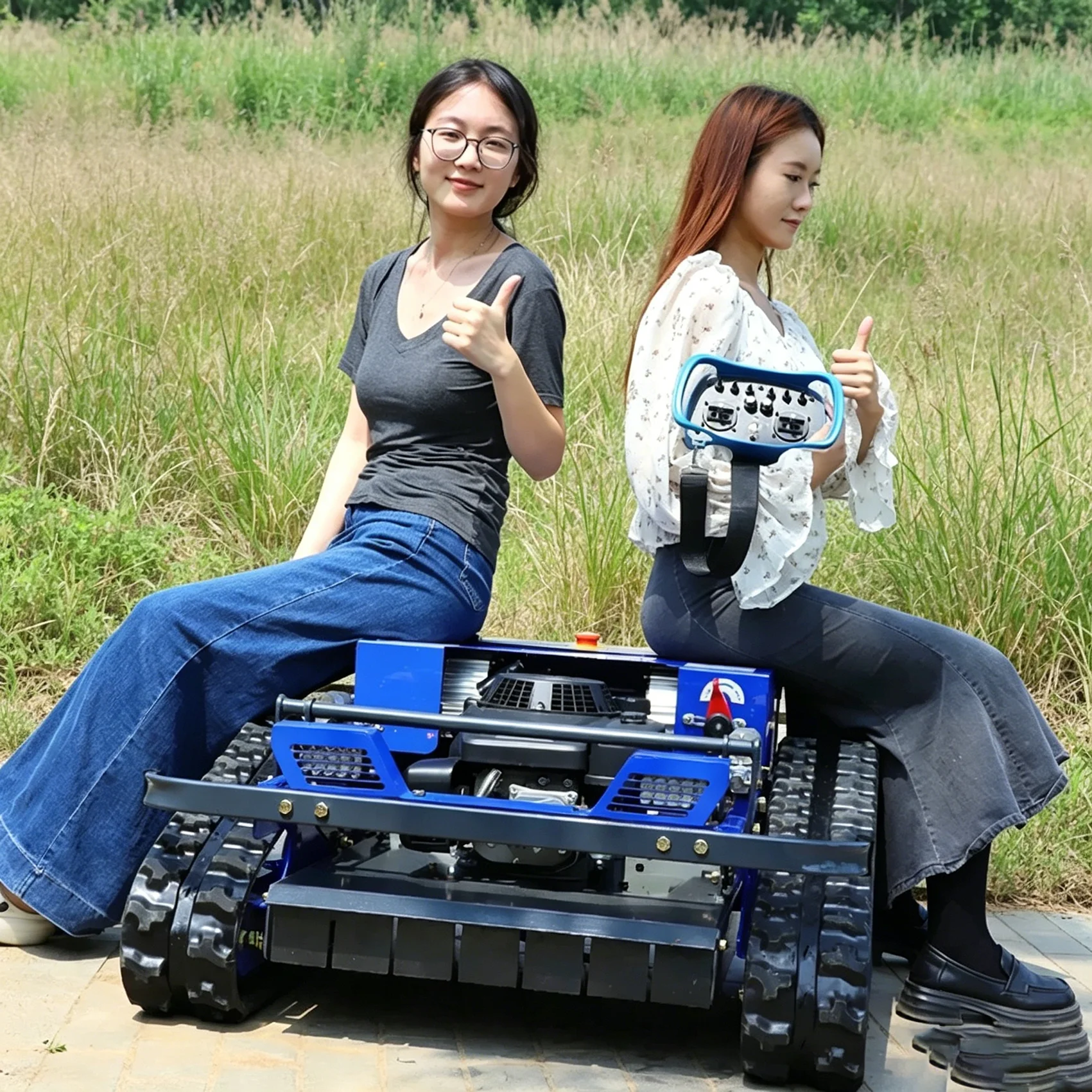 

Многофункциональная газонокосилка с индивидуальной настройкой, подходящая для различных типов местности, сельского хозяйства, ландшафтного дизайна и домашнего использования.