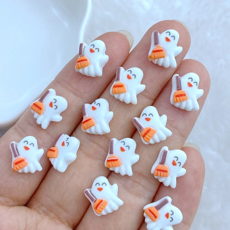 30 Stuks Nieuwe Leuke 9*11mm Mini Halloween Ghost Series Hars Flatback Ornament Sieraden Maken Manicure Haarkleding Accessoires