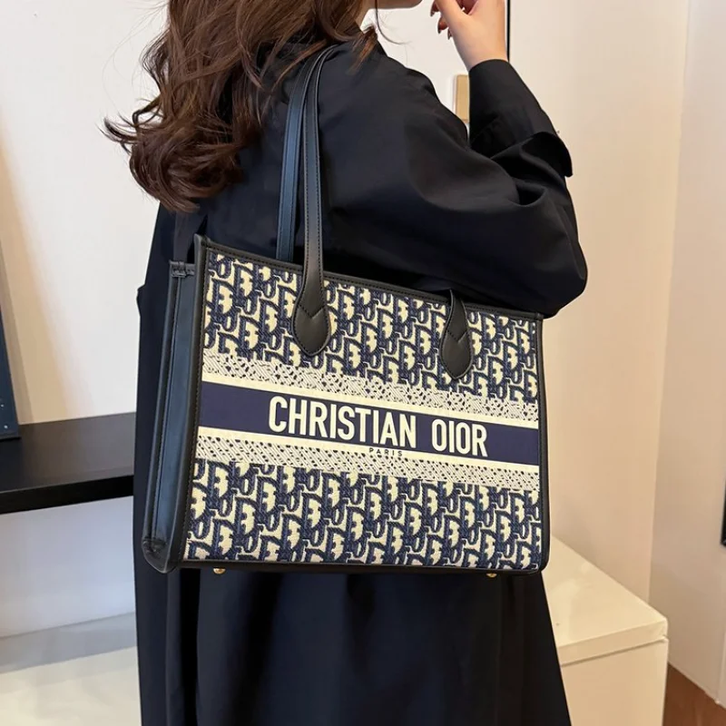 

2026 New Women's Large Tote Bag Vintage Print Mother-Daughter Set Shoulder Purse for Daily Commute