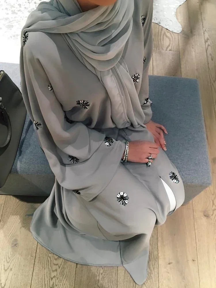 Abbigliamento islamico turco Abaya aperto musulmano Donna Perline Abiti lunghi floreali Dubai Arabo Abito lungo con lacci Islam Ramadan Caftano