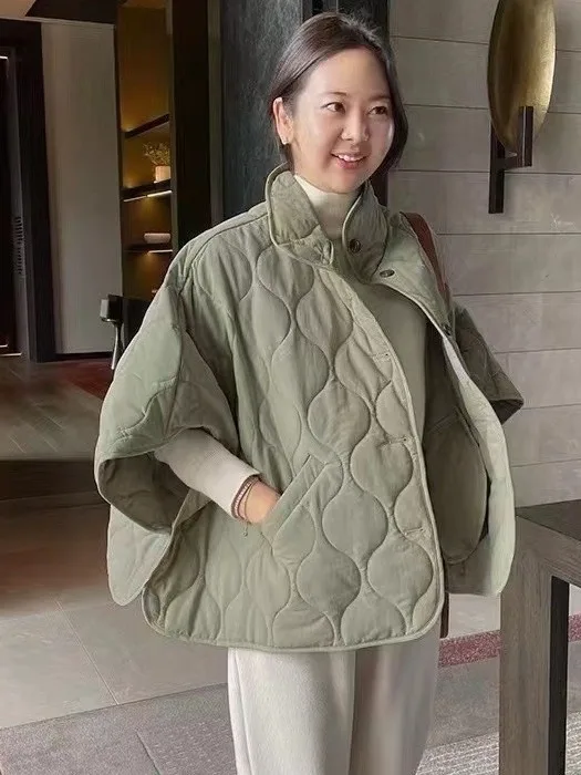 Chic Diamond Pattern Cotton Jacket Women's Winter Warm Loose Design Filled Vest Cloak Fashionable Stand Collar Outerwear