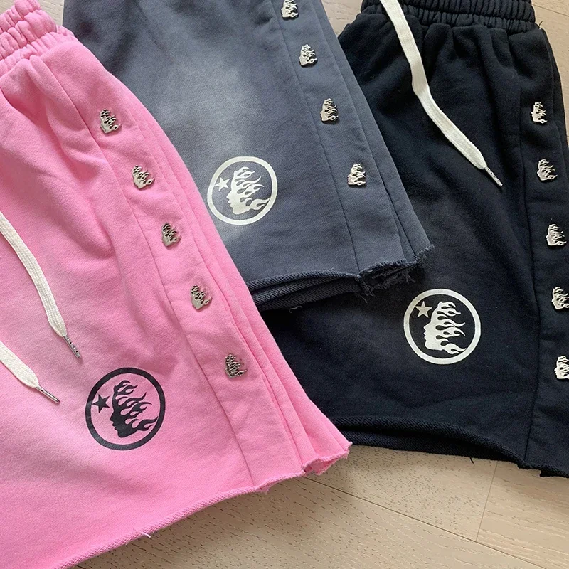 24ss Oversized Hell Star Washed Black Shorts High Quality Pure Cotton Casual Women Shorts Men Clothing