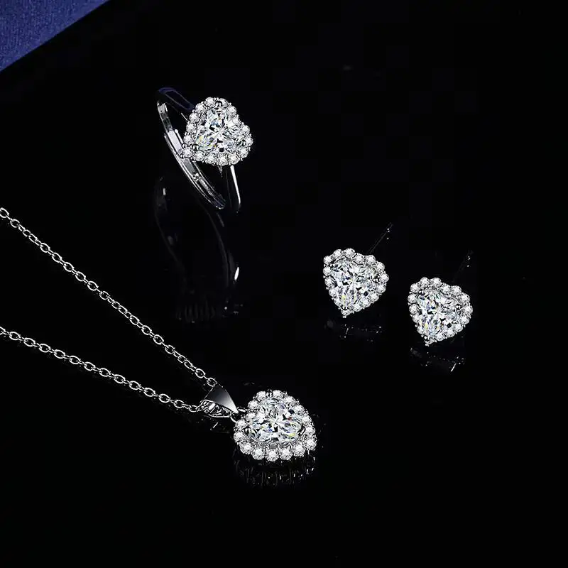 

Wish's Best-Selling European American Style Micro-Inlaid Simulated Diamond Super Shiny 5AAA Zircon Heart-Shaped Earrings,
