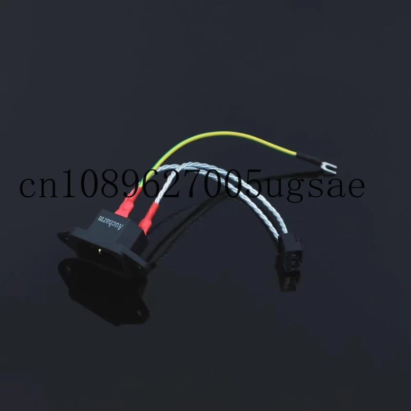 

Компонент обновления специального источника питания IEC (версия из чистого серебра)