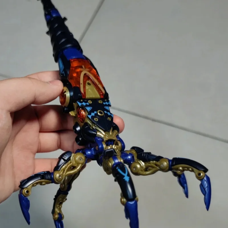 

Подлинная 52 игрушки Beast Box Series Abyss Спиральная комната Угловой камень Деформация Сборка Модель National Creation Мех Ручной