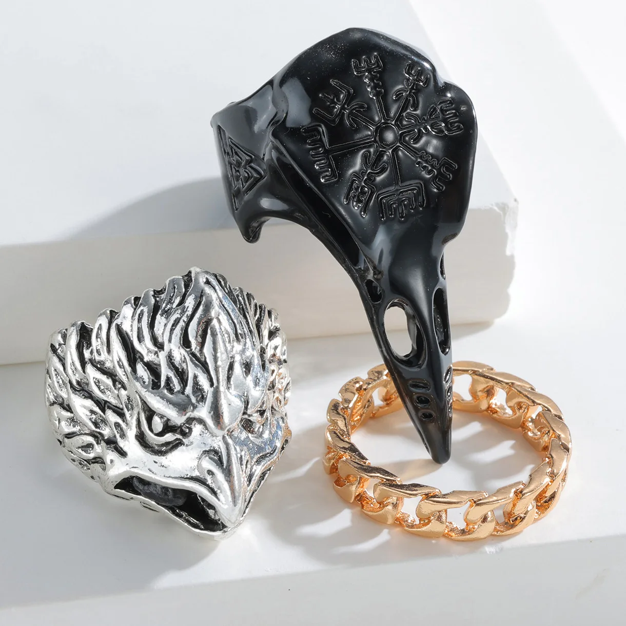 Men's and Women's Hip-hop Eagle Beak Nordic Retro Bird Skeleton Ring Trendy Personalized Bike Link Chain Men's jewelry