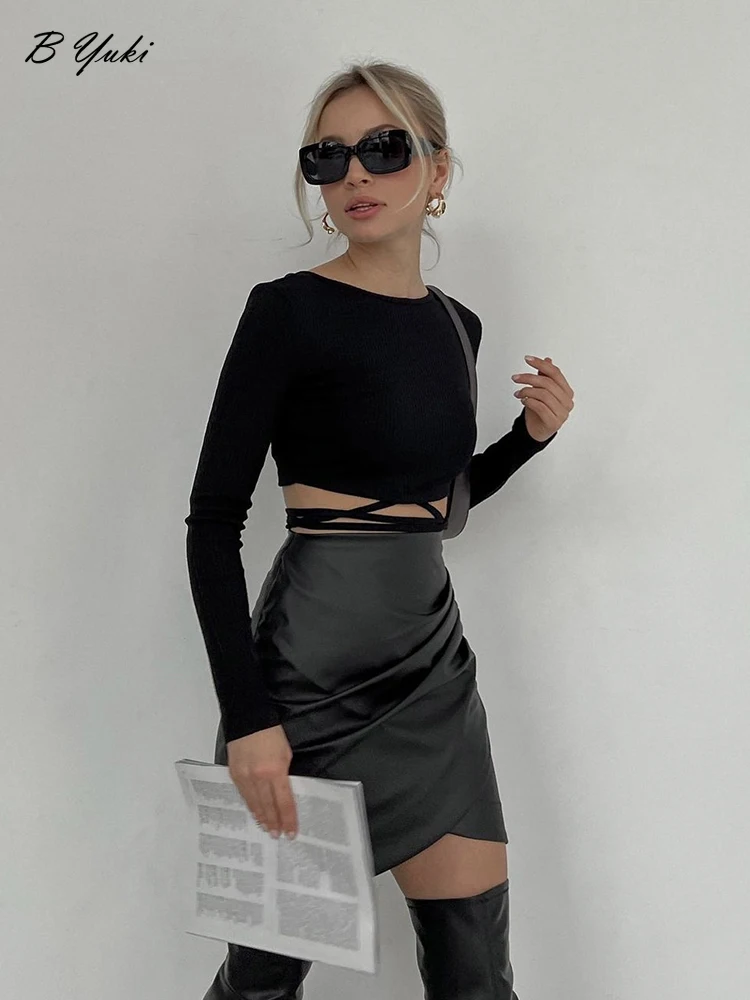 

Blessyuki Sexy Leather Skirt Women Autumn Winter New Casual High Waist Basic Black Skirts Female Loose A-line Mini Y2k Skirt