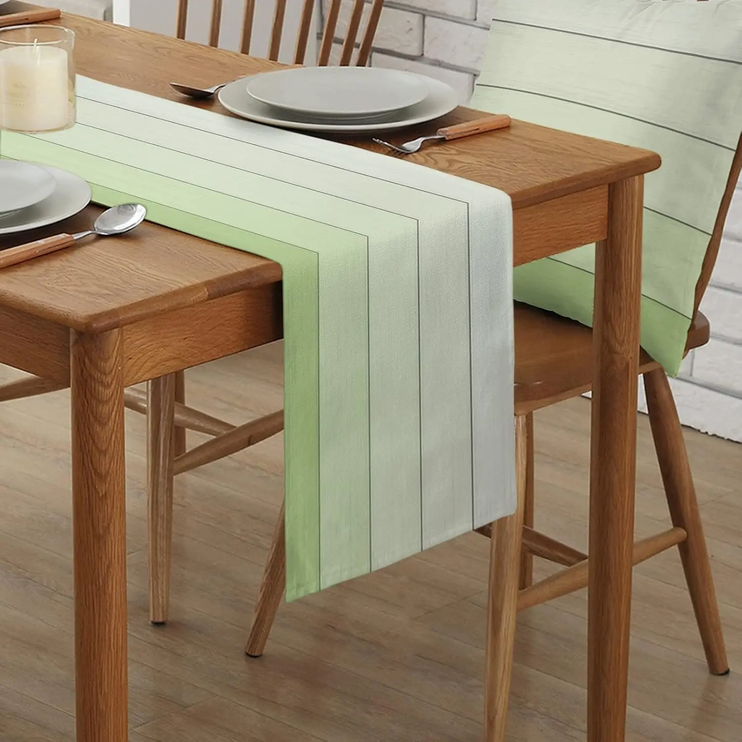 Pastel Green Farmhouse Retro Rustic Barn Wood Texture Table Runner, Non-Slip Party Kitchen Dining Table Decor for Home Outdoor