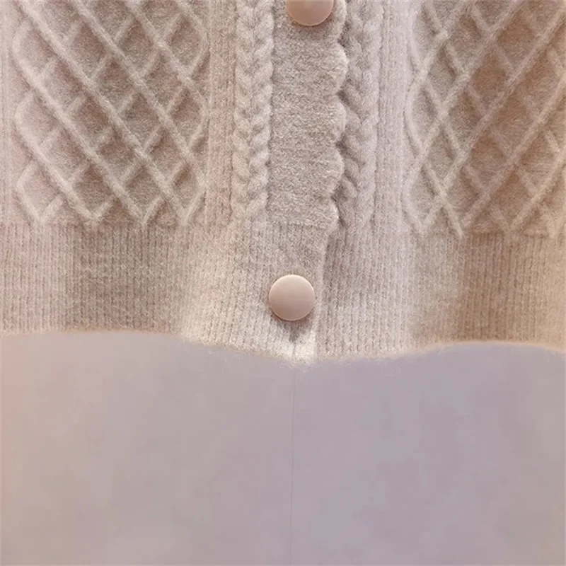 High End Sweet Soft Sleeveless Sweater Vest Jacket Women Korean Slim Short Knitted Cardigan Waistcoat Single Breasted Knit Vests