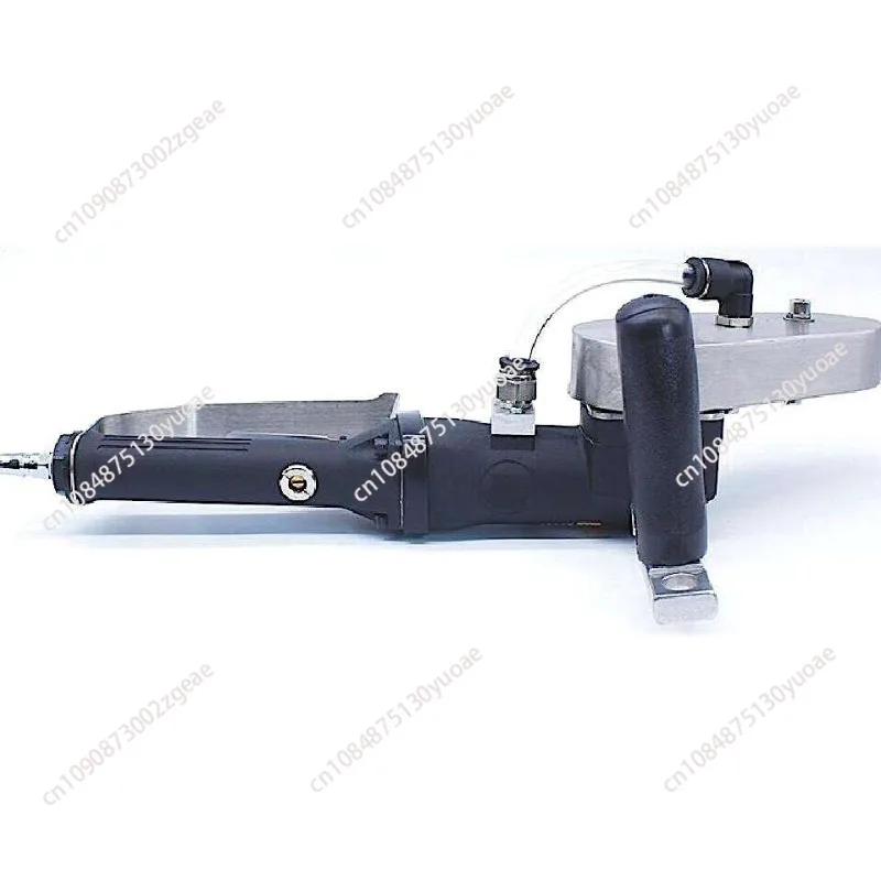 Pneumatic carton scrap stripping and cutting machine corrugated cardboard trimming