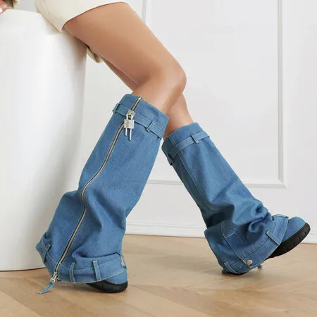 Denim Designer Women Padlock Fold Boots 2024 Metalowe buty damskie Trend 2025 Zamek błyskawiczny Duży rozmiar Damskie buty do połowy łydki 35-43