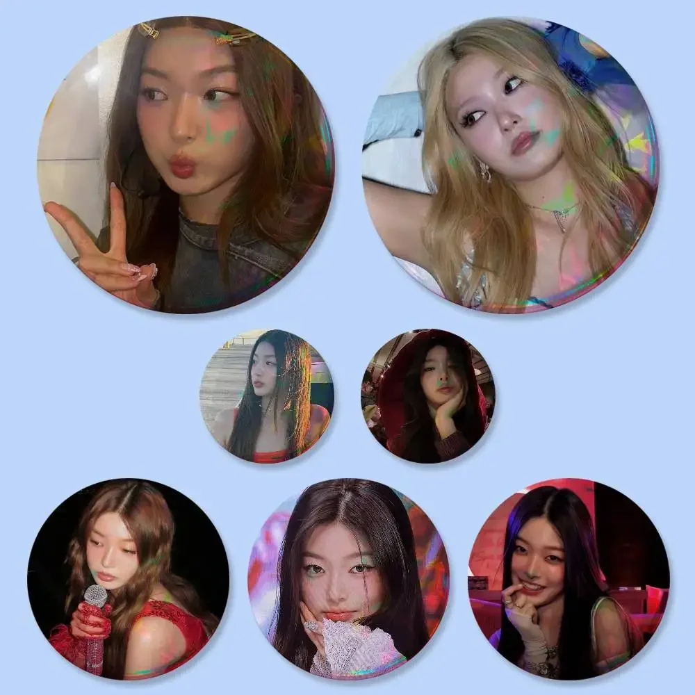 Yoonchae Badges Button Round Creative Pin Brooch Badge Bag Decor Accessories Fans Collect Friends Gifts