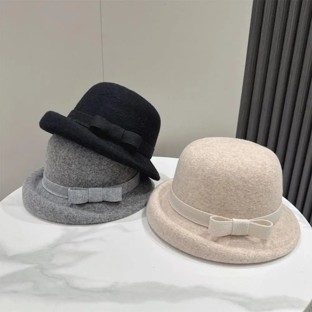 Women Wool Felt Hat Classic Felt Cloche Hat for Women Vintage Soft Fedora Bucket Hat Short Brim Bowler Cap with Bow for Coats