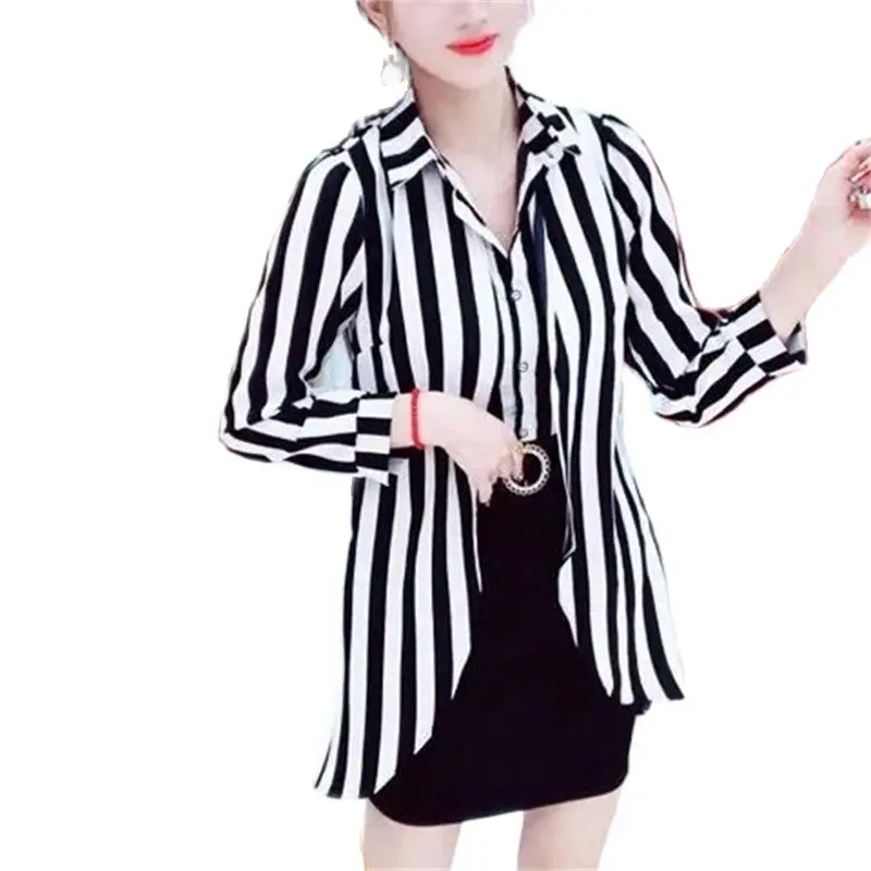 

Fashion Stitching Black Dress 2022 New Fashion Sexy Slim Clothes Female Fake Two-Piece Top Shirt Female Dress Summer White