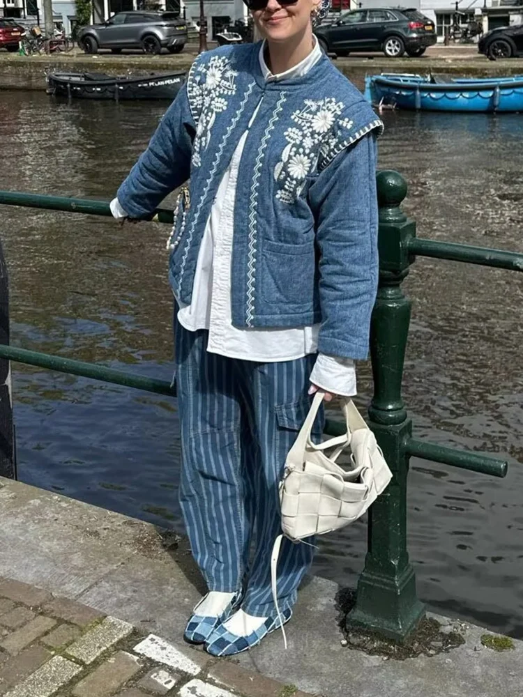 

European and American style autumn and winter new women's clothing design sense versatile printed long-sleeved jacket