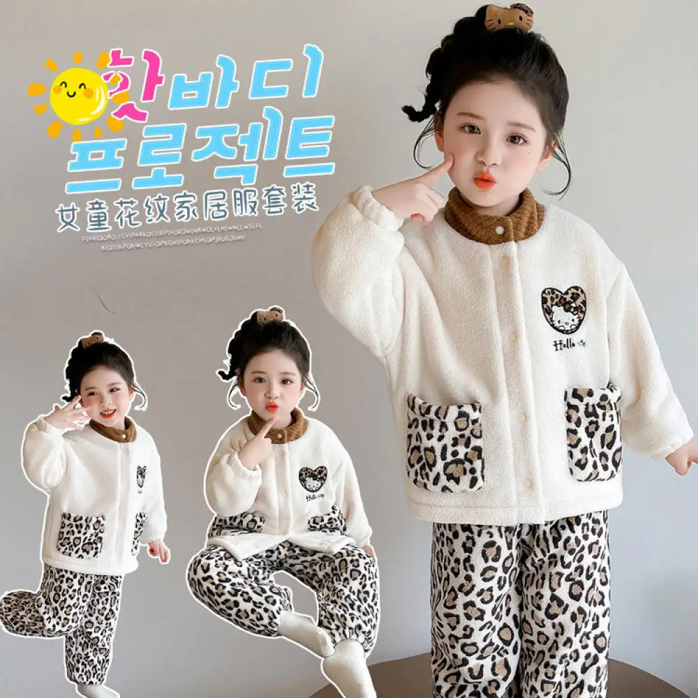 

Пижамы Sanrio Hello Kitty для девочек, зима 2026, новинка фланелевого бархата, утепленная домашняя одежда, двухслойный костюм с леопардовым принтом, подарок