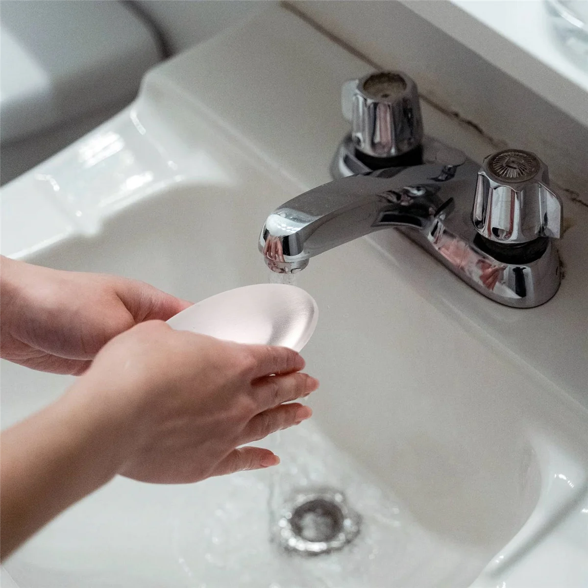 NN89R Edelstahl-Seifenhalter zur Handbeseitigung von Gerüchen, Gerüchenentferner im Lieferumfang enthalten (88 mm x 46 mm x 19 mm)