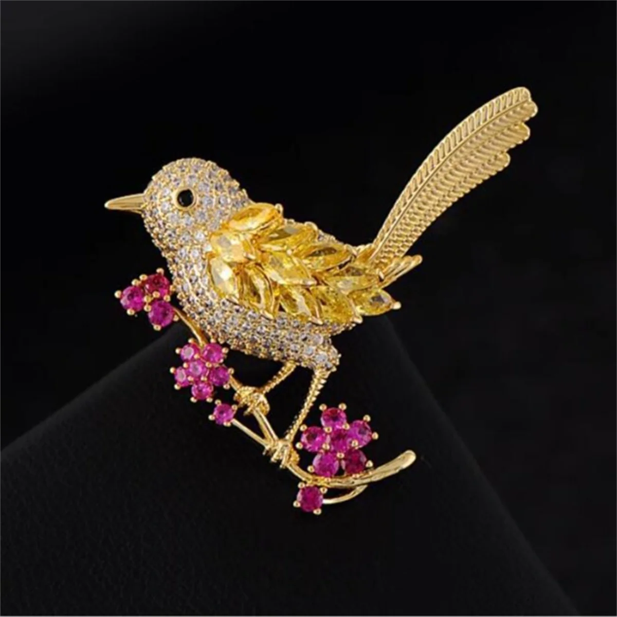 Luxury Bird Brooch, Korean Style Personalized Exquisite Chest Flower, Clothing Backpack Jewelry Accessories, Party Birthday Gift