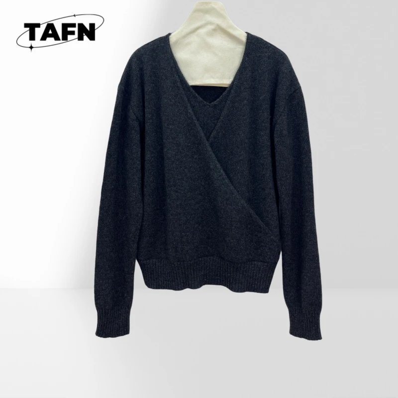 女性用オーバーサイズニットセーター、秋と冬にぴったりの暖かくてスタイリッシュなアイテム、冬に暖かくエレガント、快適な着用感 AI0328