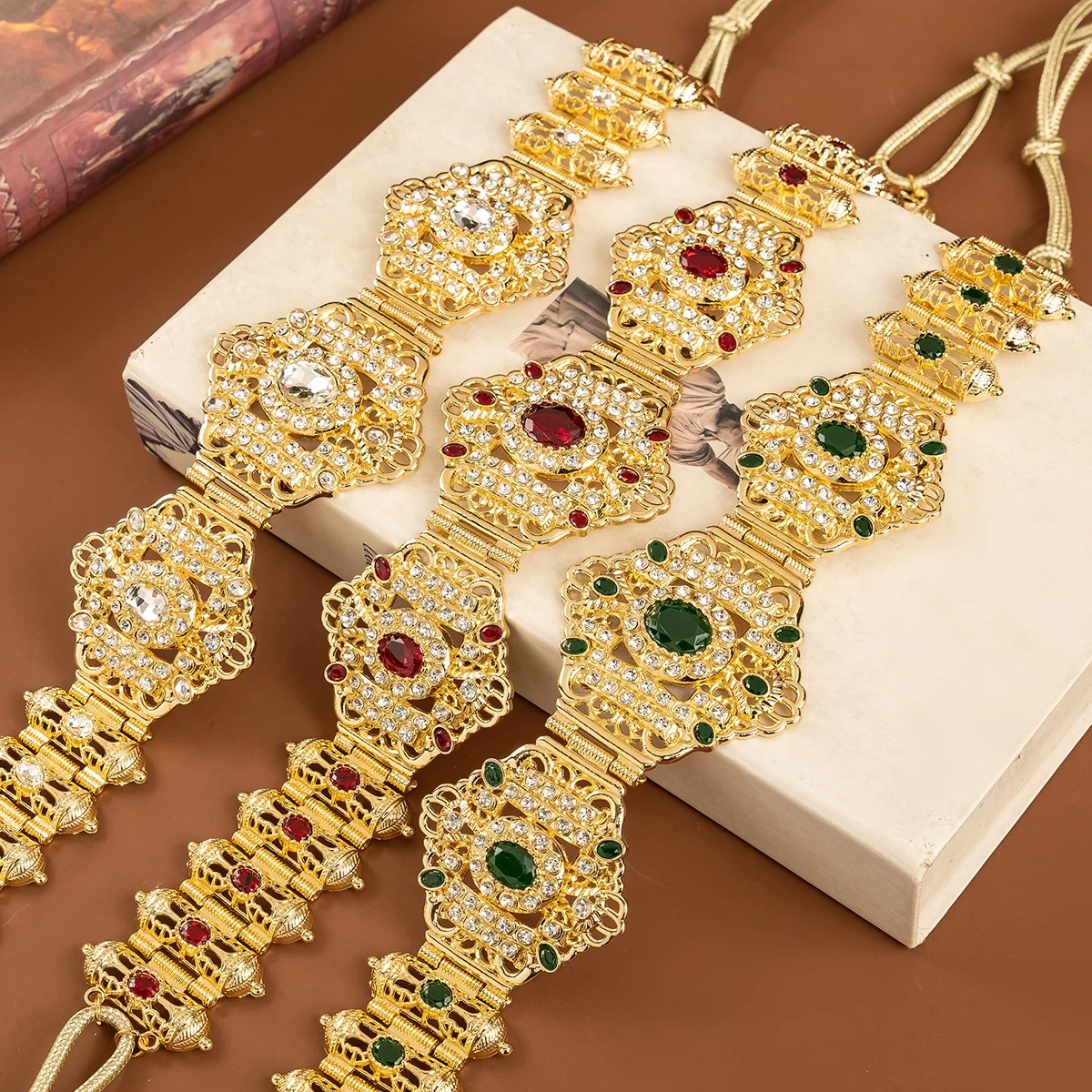

Luxury Arabian Bride Gold Plated Waist Chain With Carved And Inlaid Craft Combined With Moroccan