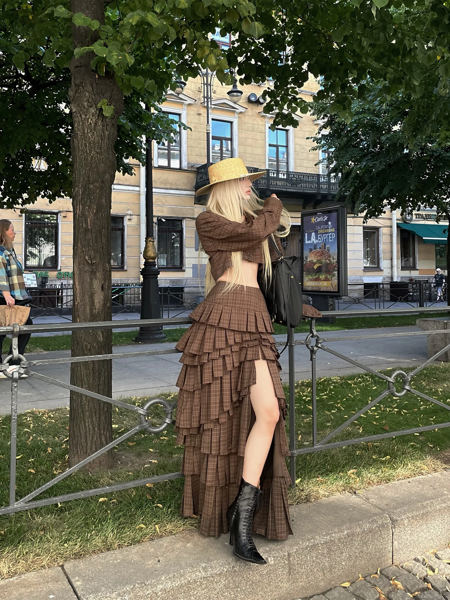 원래 갈색 격자 무늬 짧은 긴 소매 블라우스와 긴 케이크 스커트 2pcs 세트 여성 한국어 하이 스트리트 멋진 여자 봄 세트