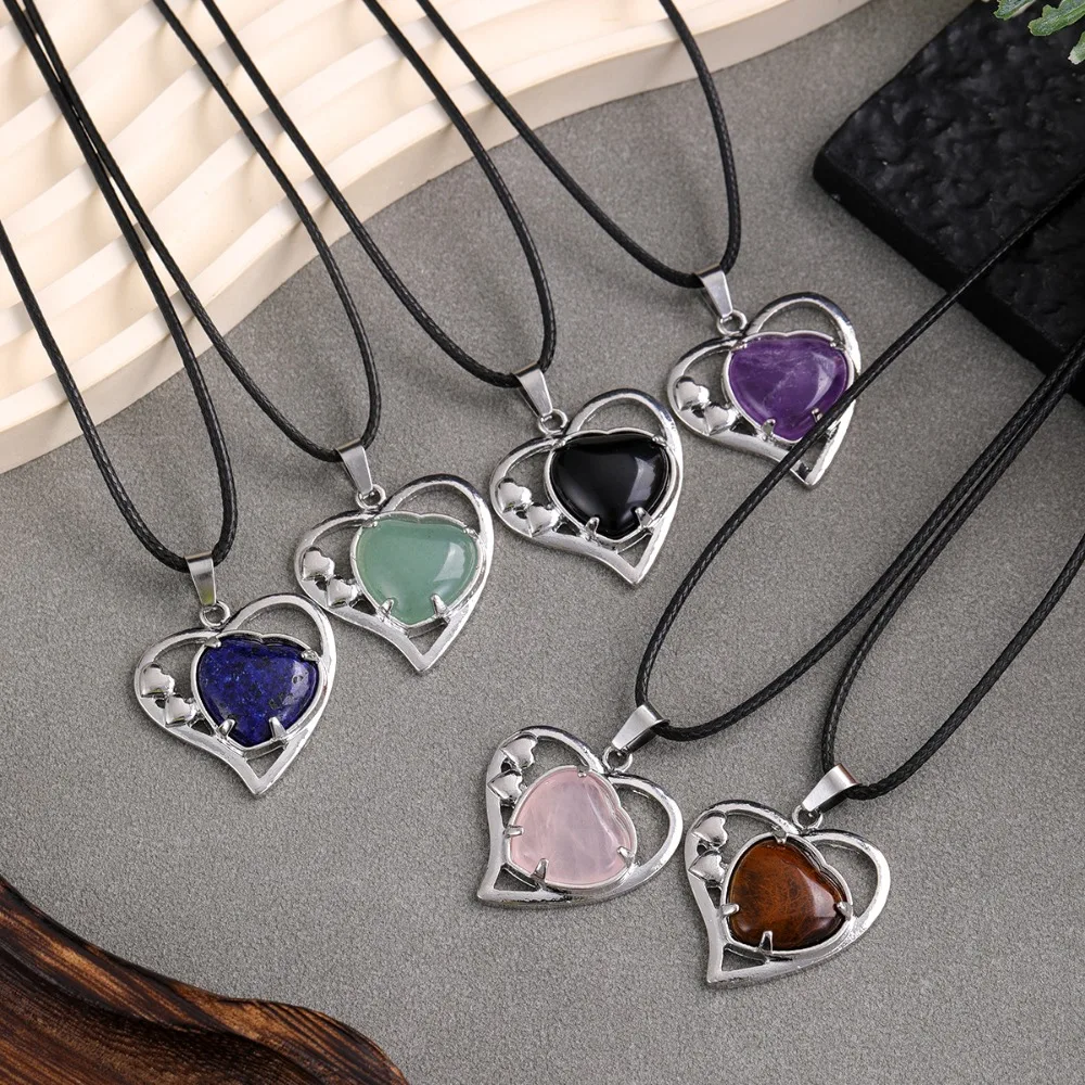 

Minimalist Style Natural Stone Heart-shaped Single Pendant Trendy Clavicle Necklace Jewelry for Girlfriend on Valentine's Day