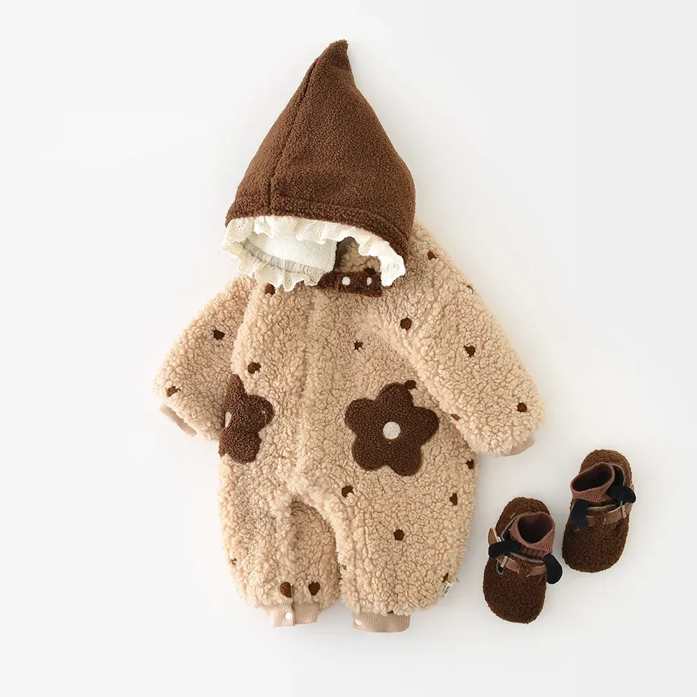 

Зимний флисовый комбинезон для маленьких девочек со шляпой, комбинезон для новорожденных в корейском стиле с цветочным принтом, утолщенный теплый цельный наряд