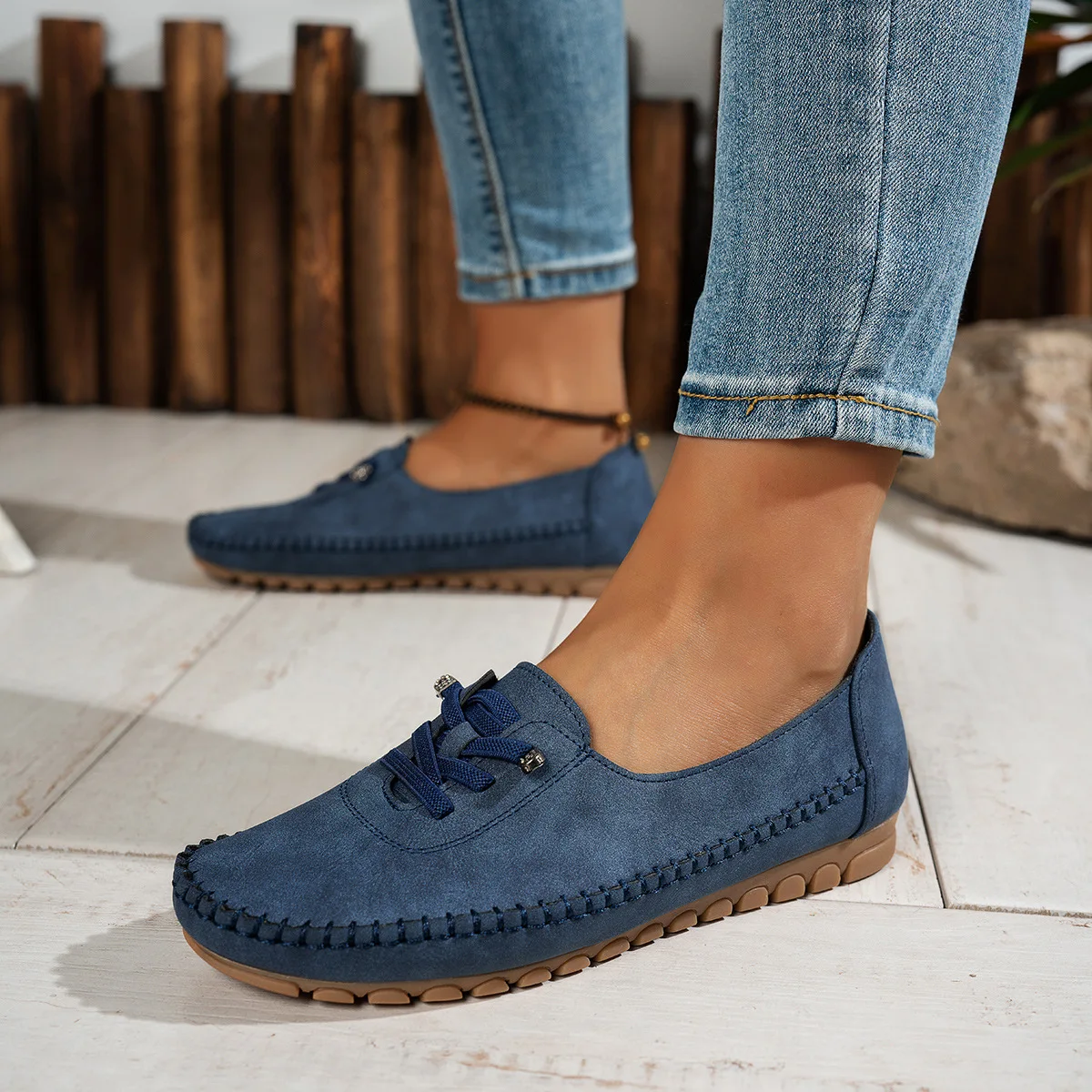 

Women's Loafers Fashion Lace Up Comfortable Round Toe Soft Sole Flats Daily Walking Lightweight Versatile Slip on Casual Shoes