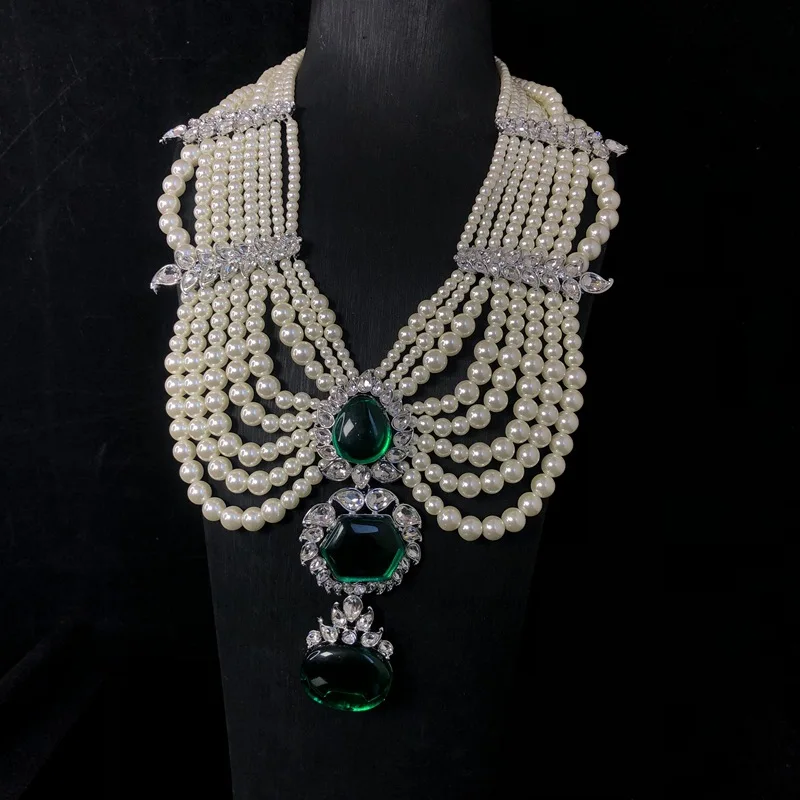 Green color treasure pearl tassel necklace multi-layer braided clavicle chain retro palace style high-quality accessories