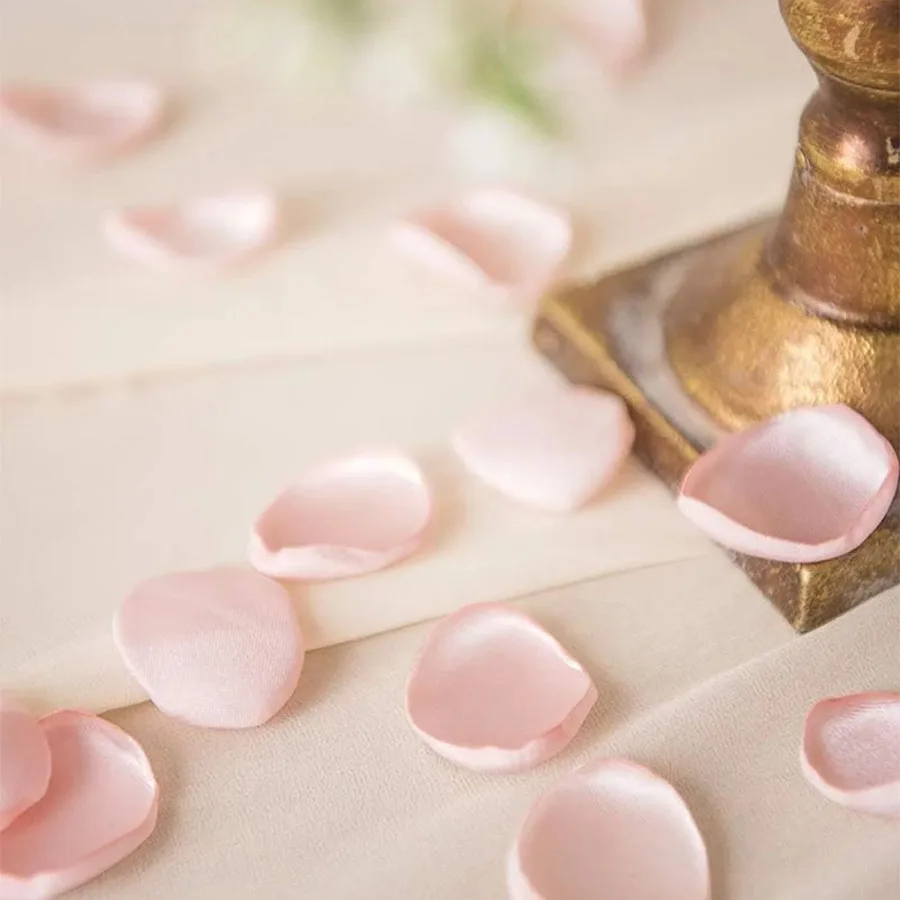 Burgundy Rose Petals for Wedding, Gold White Artificial Flower Petals for Wedding Aisle, Flower Girl Baskets, Centerpieces & Tab