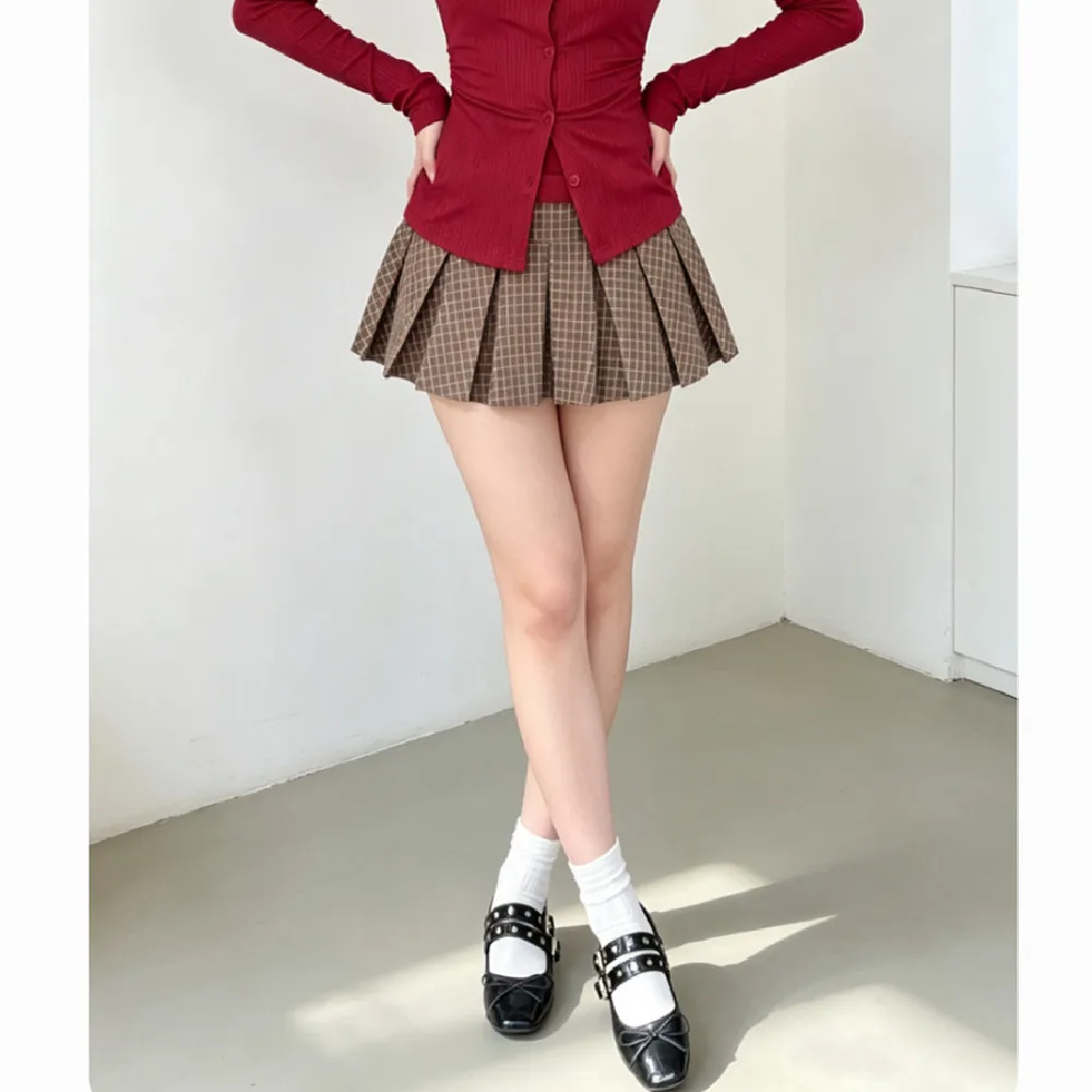 Women Gingham Plaid Mini Pleated Skirt The Spice Girls Ruched Hem A-line Short Skirts With Shorts Lining Zipper Waist Bottom