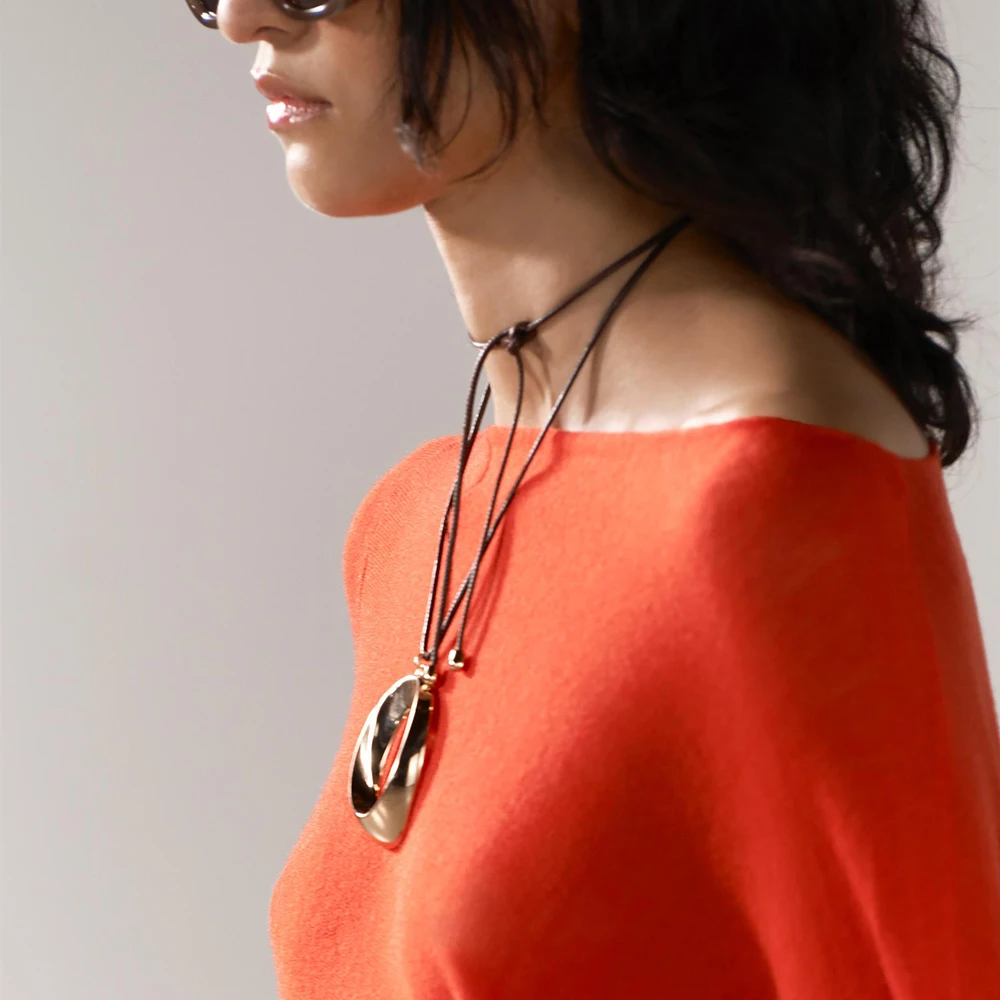 Geometric Round Pendant Necklace 2024 Trend for Women Charm Statement Holiday Party Jewelry