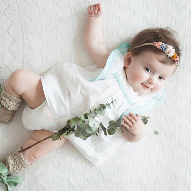 Diadema de flores artificiales para bebé, banda elástica suave de nailon para el pelo de princesa para niña, tocado para recién nacido de cien días