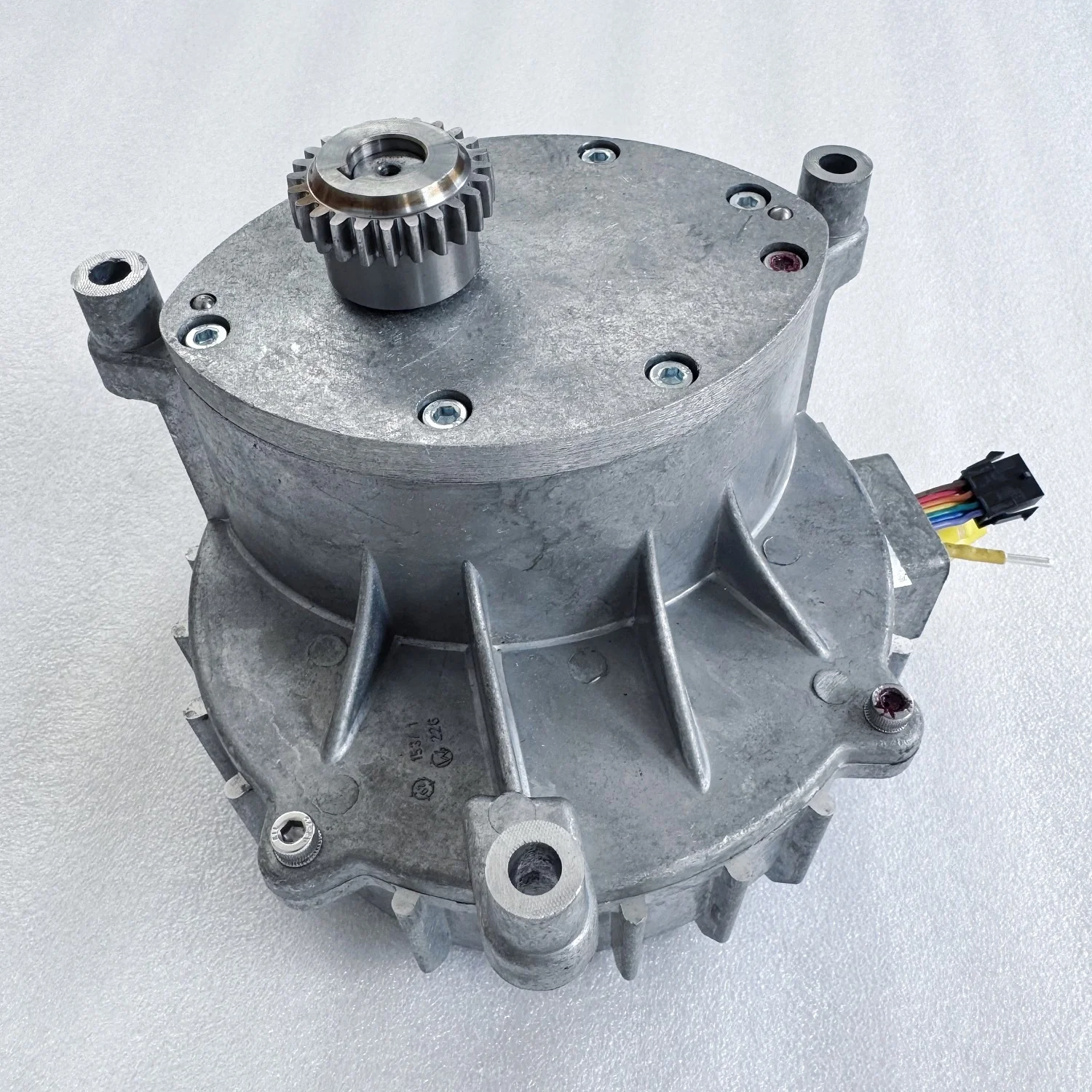 

High Quality Drive Motor L2.105.3061 Water Pan Roller Drive Alcolor L2.105.3061/01 for Heidelberg CD74 Offset Press Spare Parts