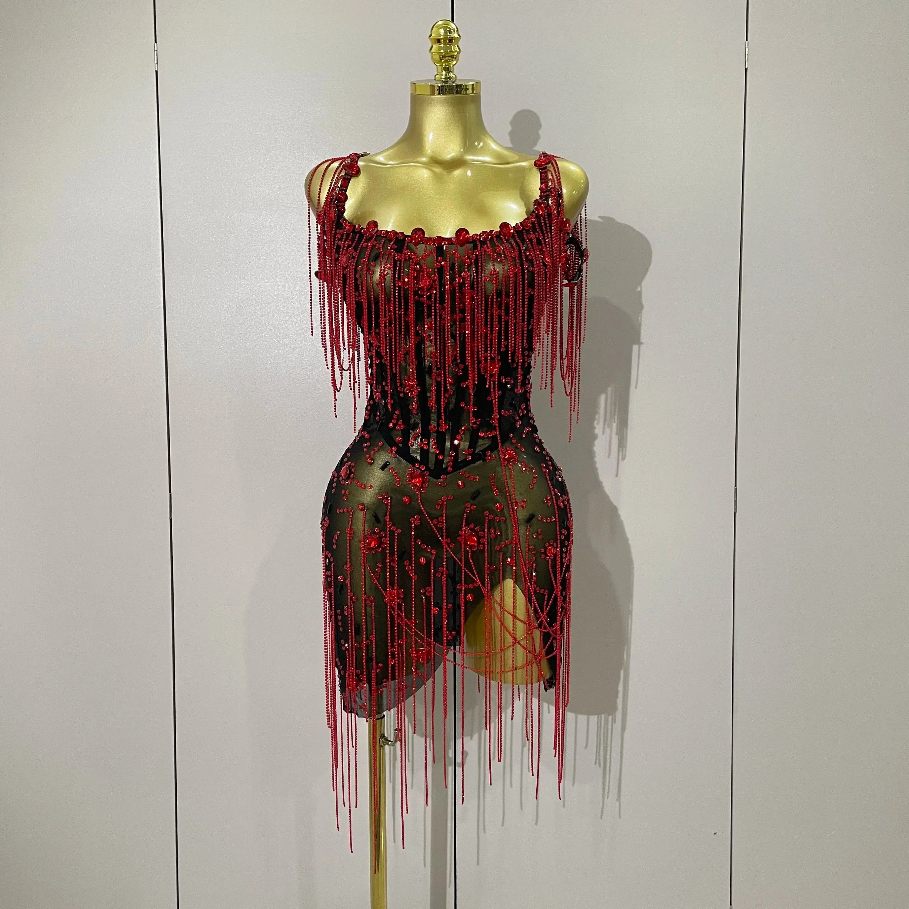 

Luxury Sparkly Crystals Tassels Chains Red Sexy See Through Mini Dress 2025Women Celebrate Evening Birthday Party Stage Costumes