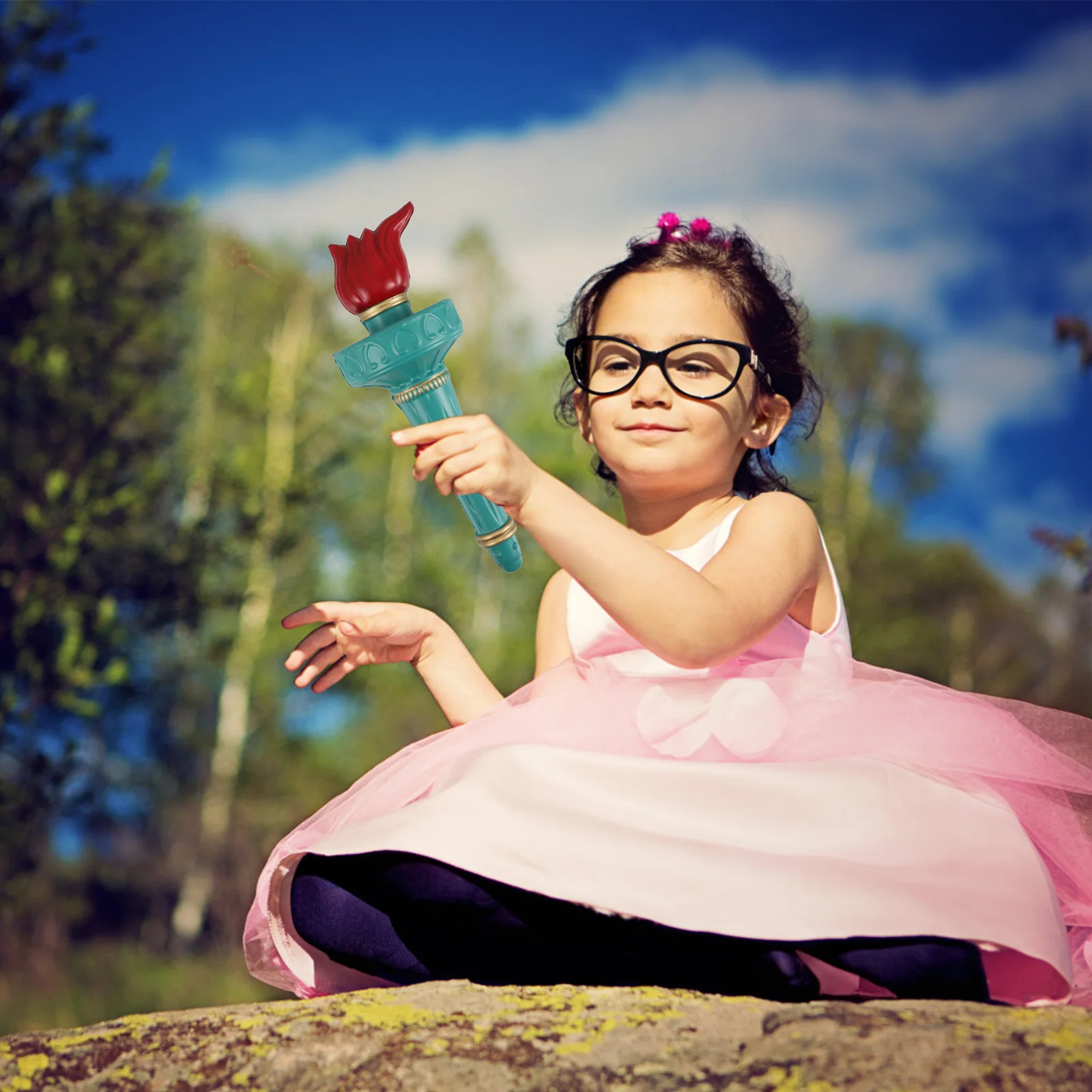 อุปกรณ์ประกอบชุดรูปปั้นเทพีเสรีภาพ รูปทรงคบเพลิง สีฟ้าอ่อน สมจริง สำหรับงานฉลองวันประกาศอิสรภาพ 4 กรกฎาคม