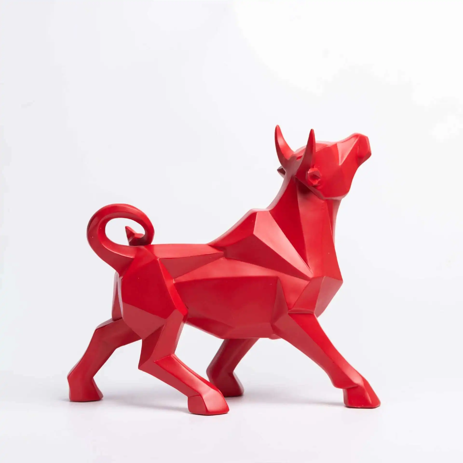 Geometric Bull Statue Modern Abstract Resin Sculpture Head-Up Bull Ornament Home Office Decor Art Figurine House Business Gift