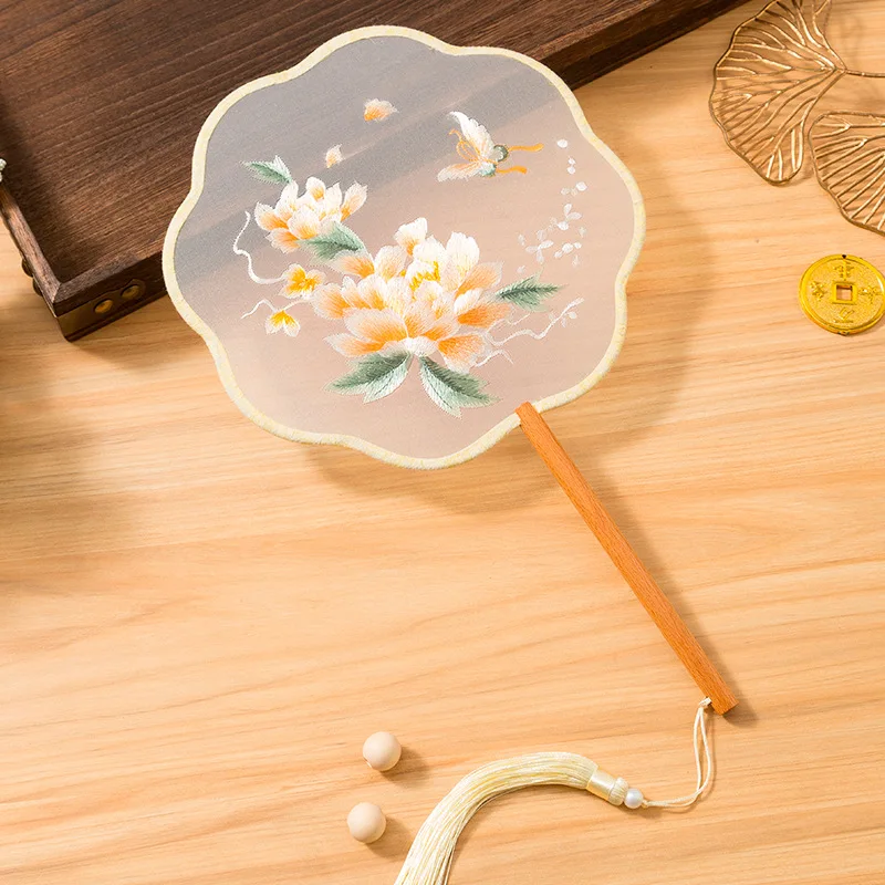 Embroidered group fan ancient style fan Su embroidery female fan long handled Chinese style dance fan Hanfu palace fan
