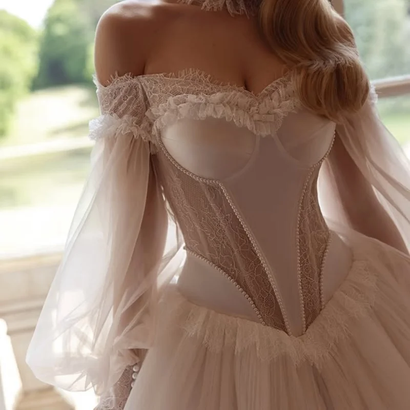 

luxury satin white Wedding Dresses The corset glitter Tull layering decal off-shoulder style Gowns multi-layer Made customize