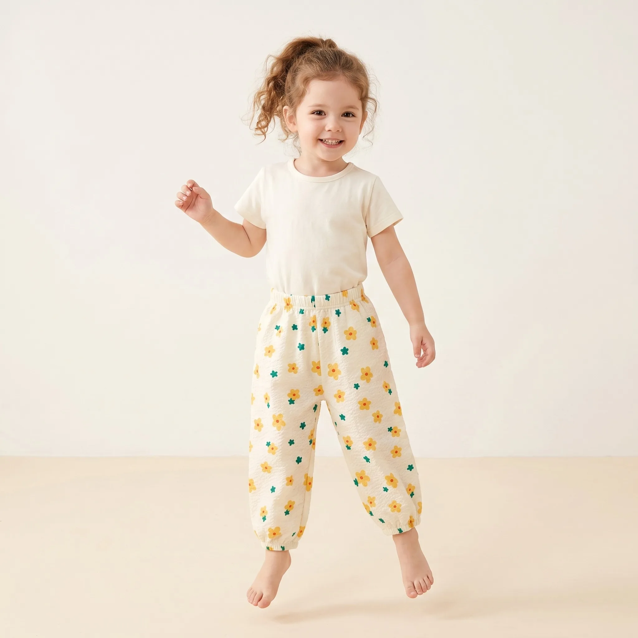 Summer Mosquito-Repellent Pants for Kids: Lightweight, Stylish, And Versatile Bell-Bottom Cropped Pants for Boys and Girls
