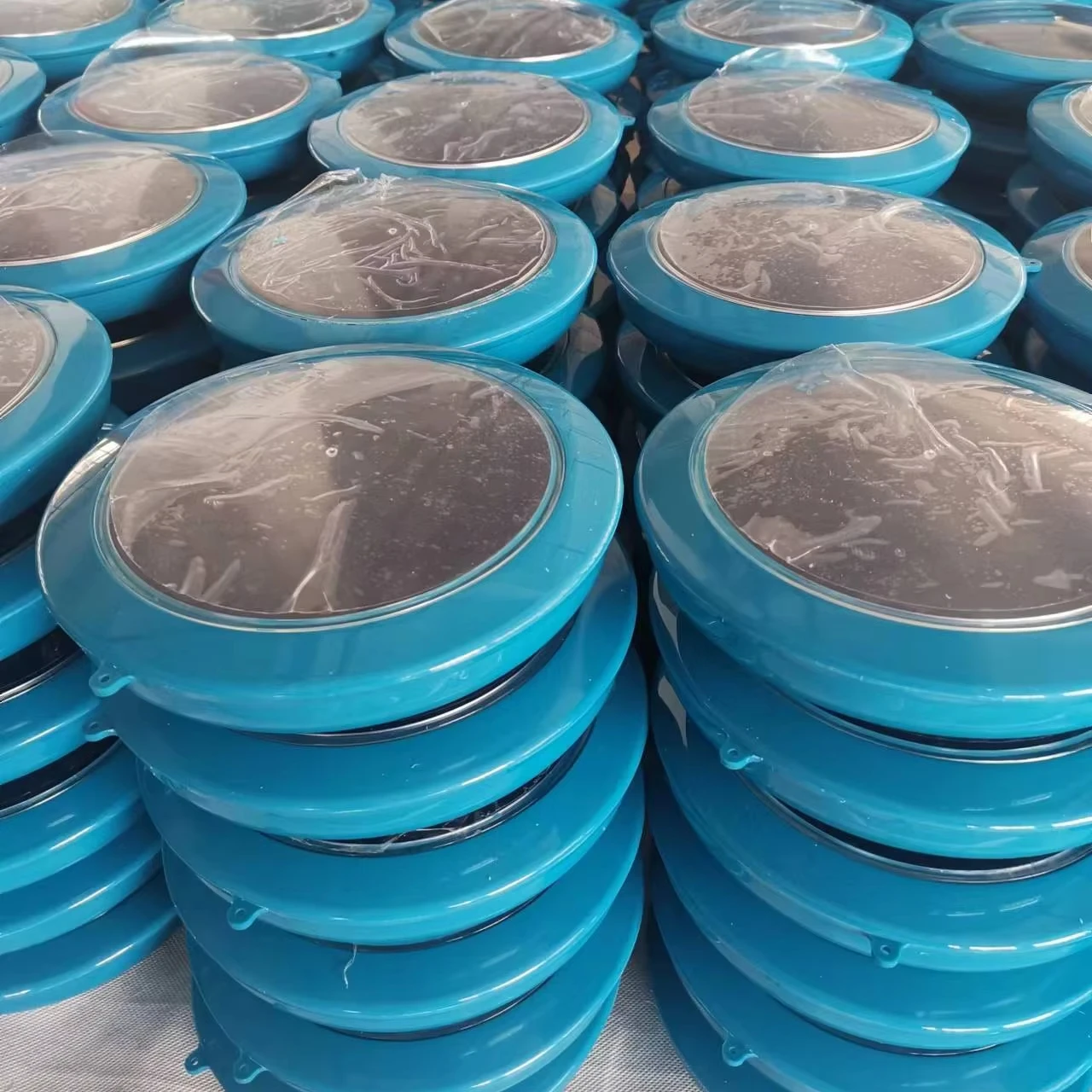 

High Efficiency Bacteria Reduce Green Powered Install Easily Swimming Solar Pool Ionizer Cleanerpromote sales