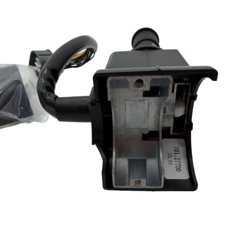Suitable for multifunctional levers on 70127700 backhoe loaders, multi-pin plug gear wiper combination for loaders