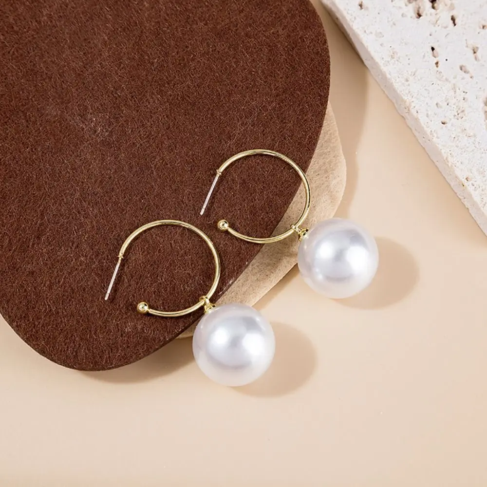 Europe And The United States Personality Large Pearl Ball Earrings Ms. Elegant Temperament Earrings Popular Jewelry Accessories