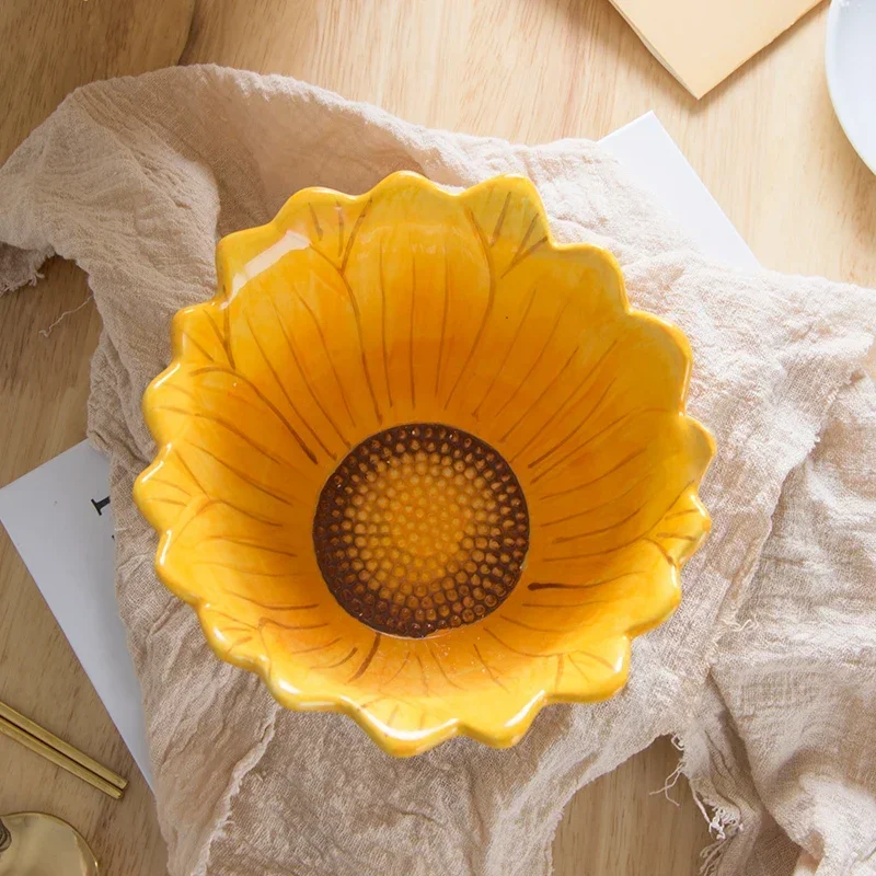 Bowls Creative Fruit Salad Bowl Household Sunflower Bowl Cute Cartoon Dessert Plate Snack Kitchen Accessories Noodle Bowl