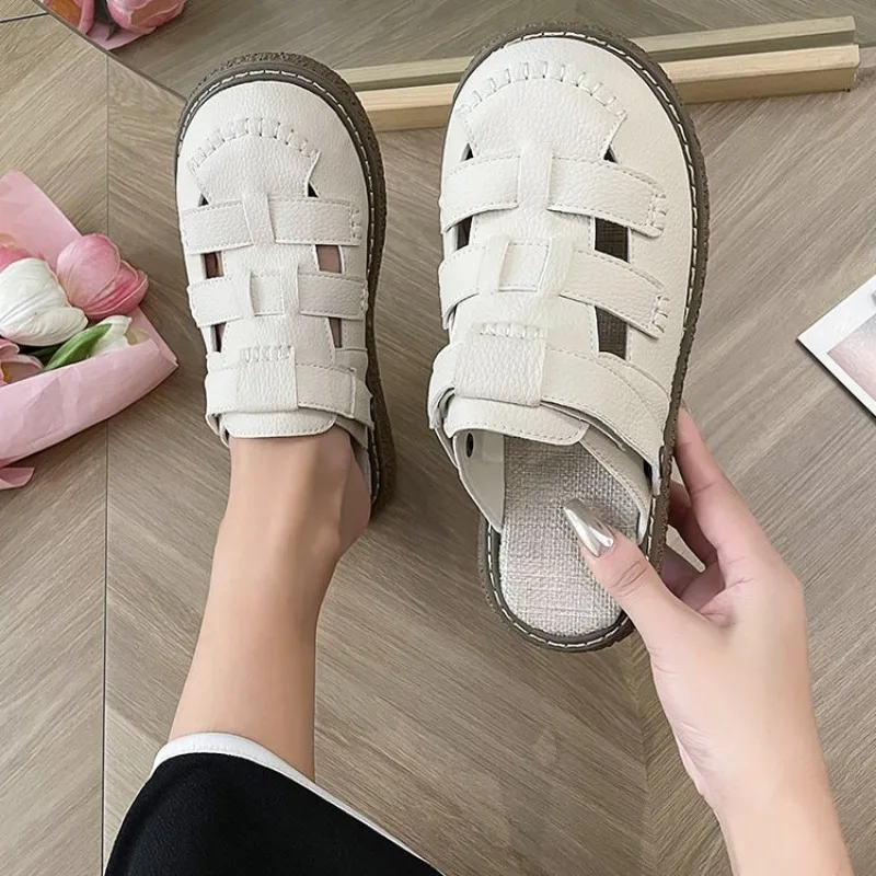Leisure Women's Sandals Minimalist Woven Bun Toe Thick Sole Slippers 2024 New Summer White Versatile Roman Shoes image 3