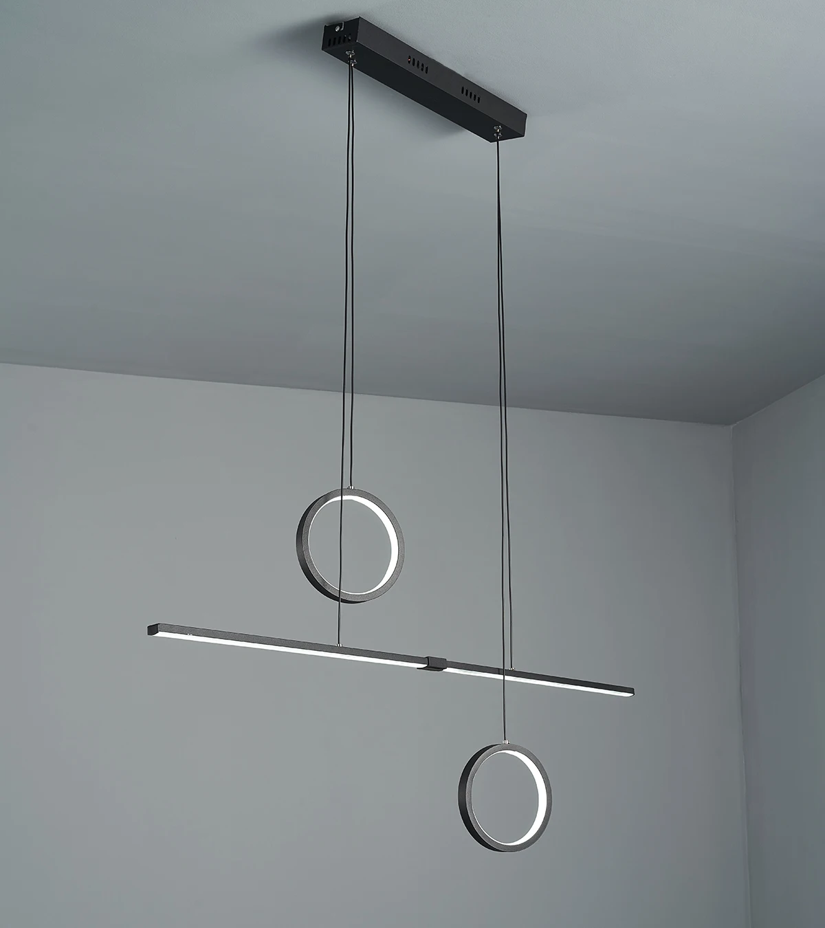 Minimalist Modern L…