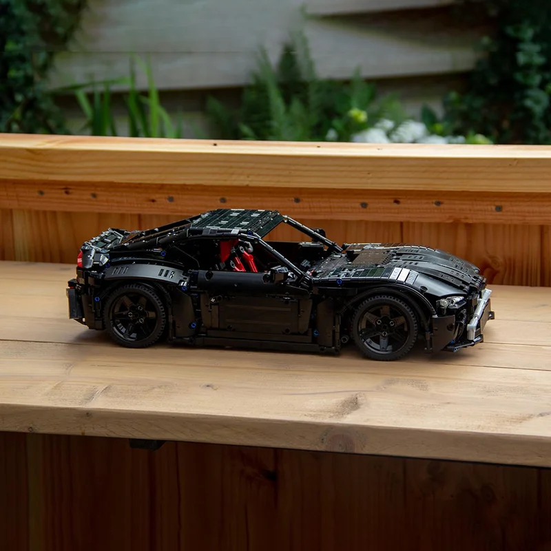 3053 pezzi di vendita caldi modello di auto sportiva nera blocchi di costruzione modulari assemblaggio per bambini display giocattoli festival regalo di compleanno a sorpresa